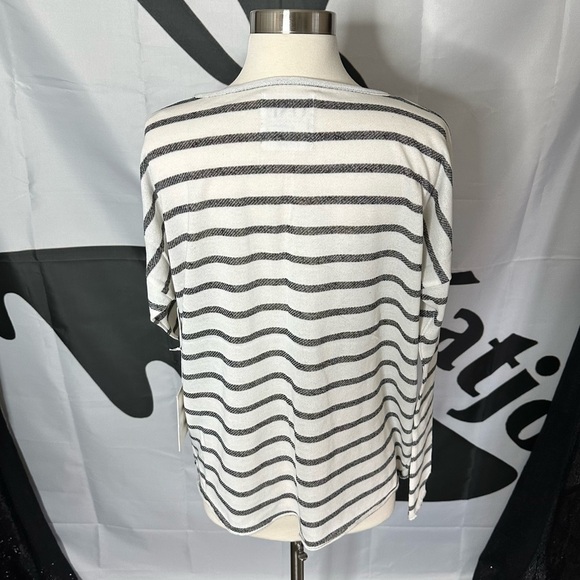 One Teaspoon Stripe Long Sleeve Journal Top in Black/Cream Size Small - Picture 4 of 8
